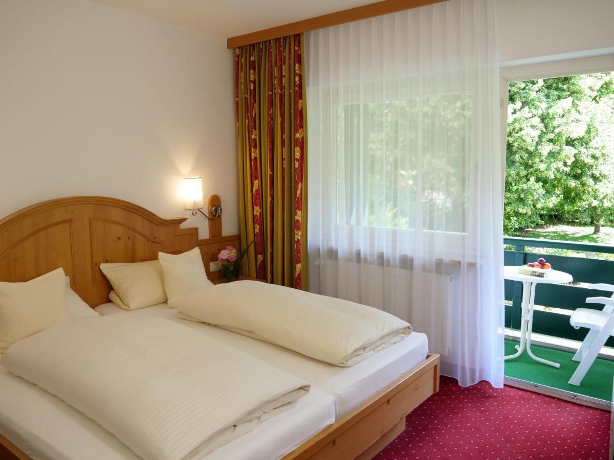 Hotel Garni Christl Bad Griesbach im Rottal Esterno foto