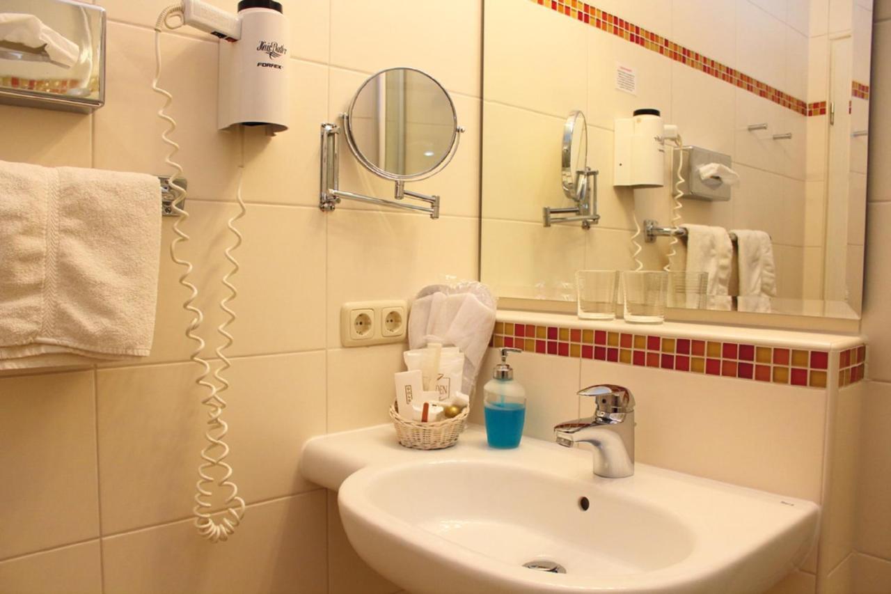 Hotel Garni Christl Bad Griesbach im Rottal Esterno foto